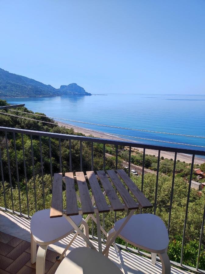 Sea Sound House Villa Sant'Ambrogio  Buitenkant foto
